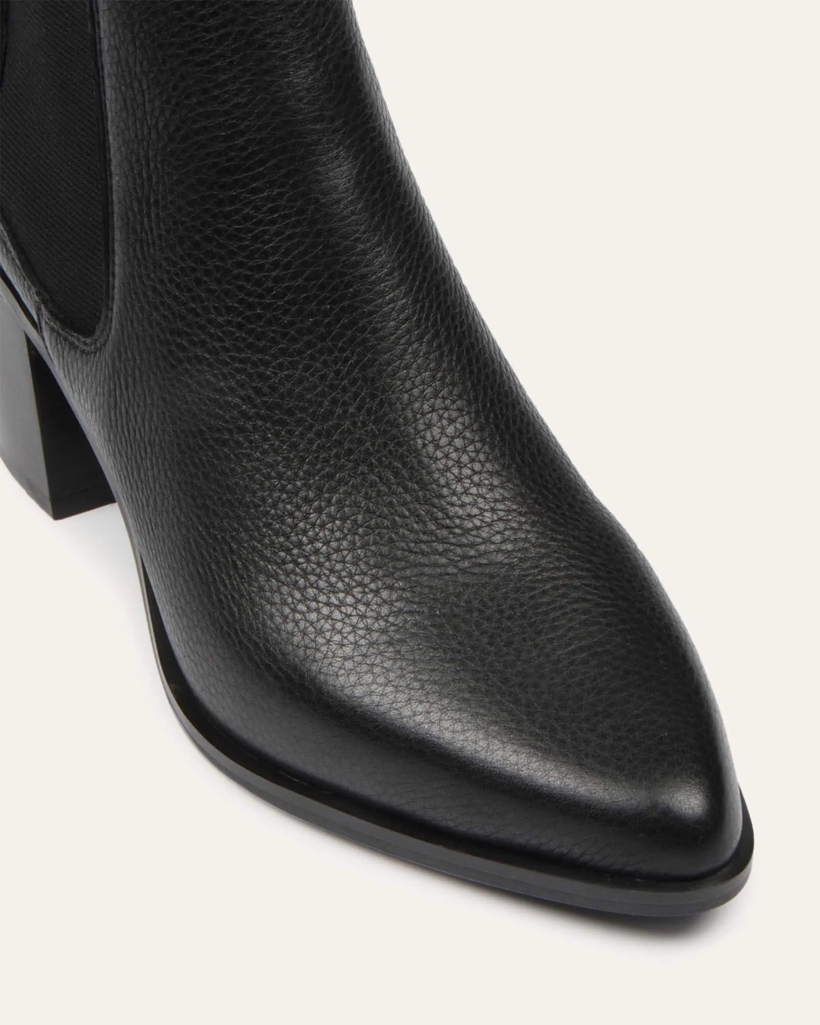 BOTTINES ALLURE MI-MOLET EN CUIR NOIR