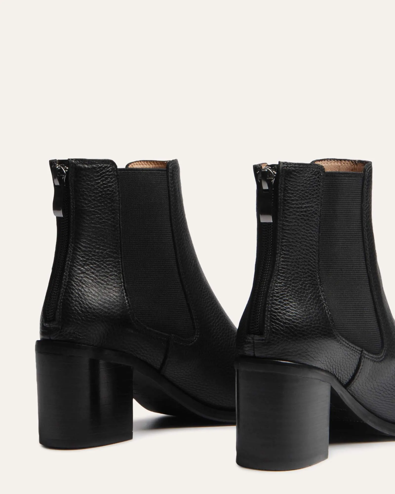 BOTTINES ALLURE MI-MOLET EN CUIR NOIR