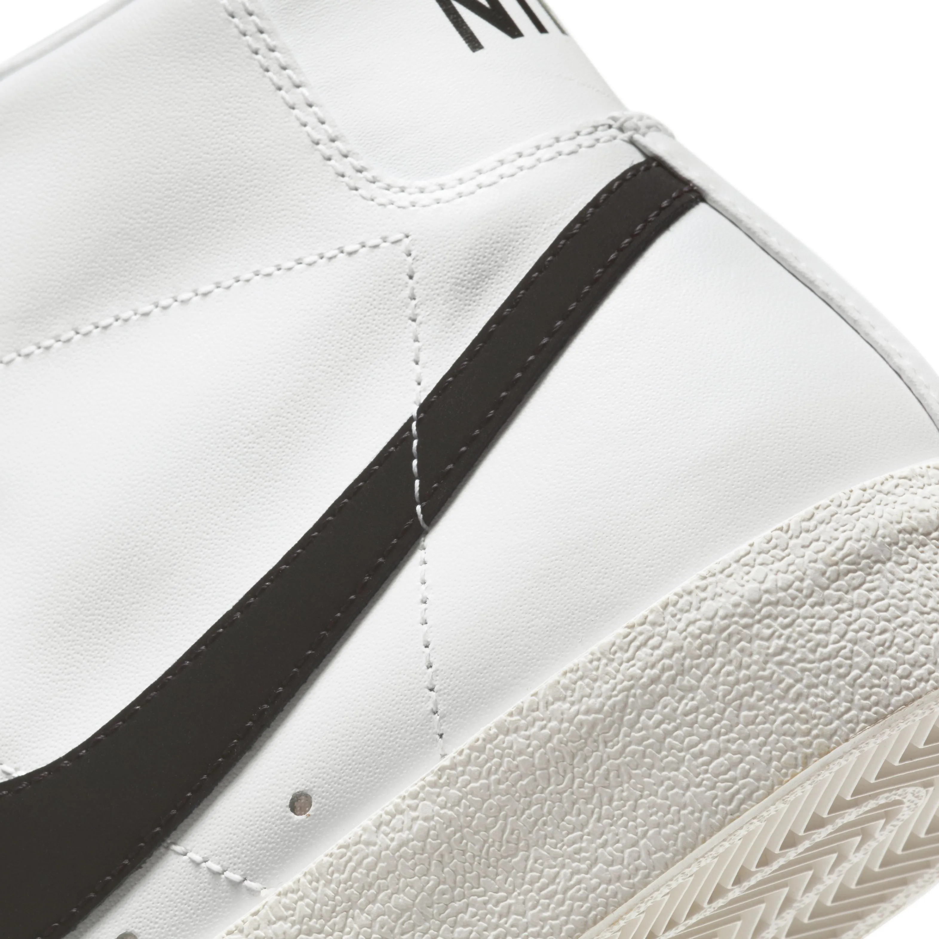 Blazer Mid '77 Vintage 'Noir et Blanc'