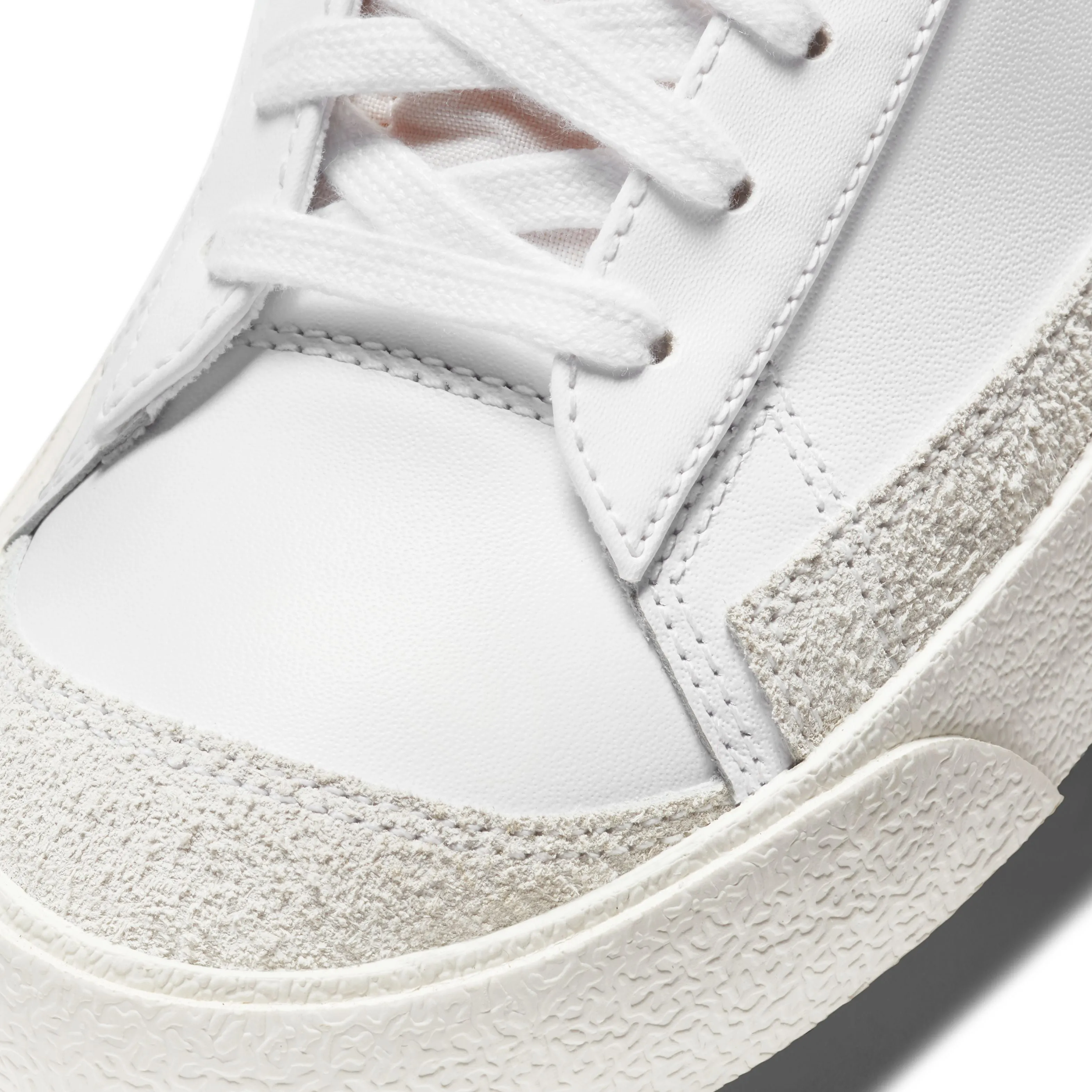 Blazer Mid '77 Vintage 'Noir et Blanc'
