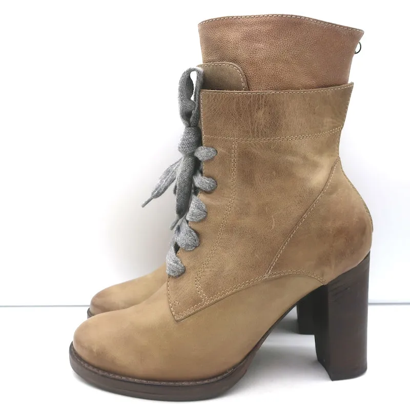 Brunello Cucinelli Bottines à Talons Hauts à Lacets en Cuir Taupe Taille 40