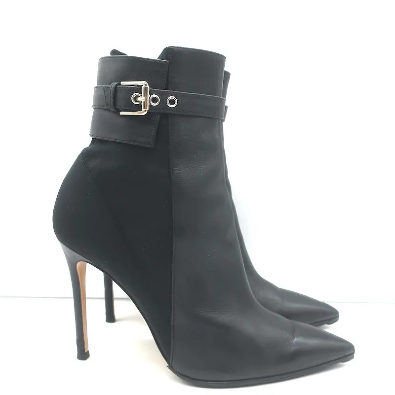 Bottes cheville à boucle Gianvito Rossi en cuir noir et mesh taille 38.5