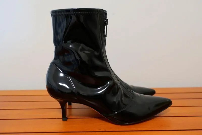 Bottes Gianvito Rossi à zip avant 55 en vinyle noir taille 36.5 à petit talon