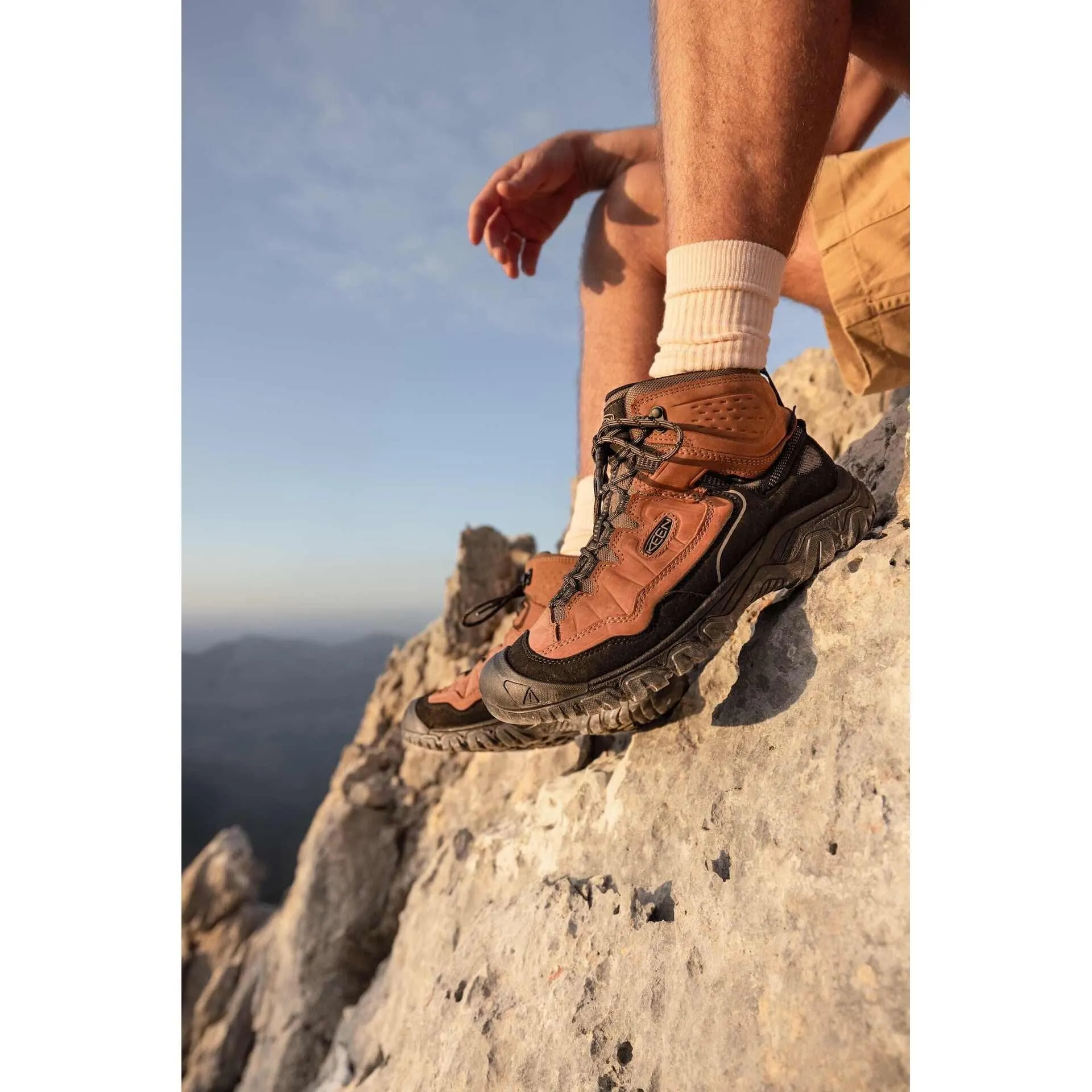 BOTTES DE RANDONNÉE IMPERMÉABLES KEEN TARGHEE IV POUR HOMME, POINTURES STANDARD ET LARGES