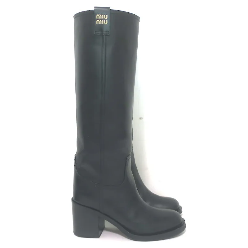 Bottes mi-hautes à enfiler détaillées avec logo Miu Miu en cuir noir taille 37