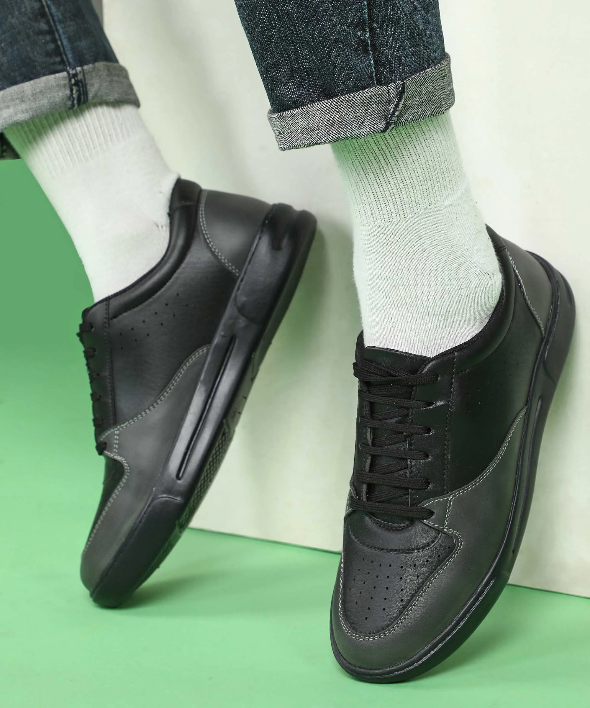 Paragon K1011G Chaussures Décontractées pour Hommes | Chaussures Élégantes pour Marche en Extérieur | Usage Quotidien et Occasions Spéciales | Style Intelligent et Tendance | Semelles Confortables et Matelassées