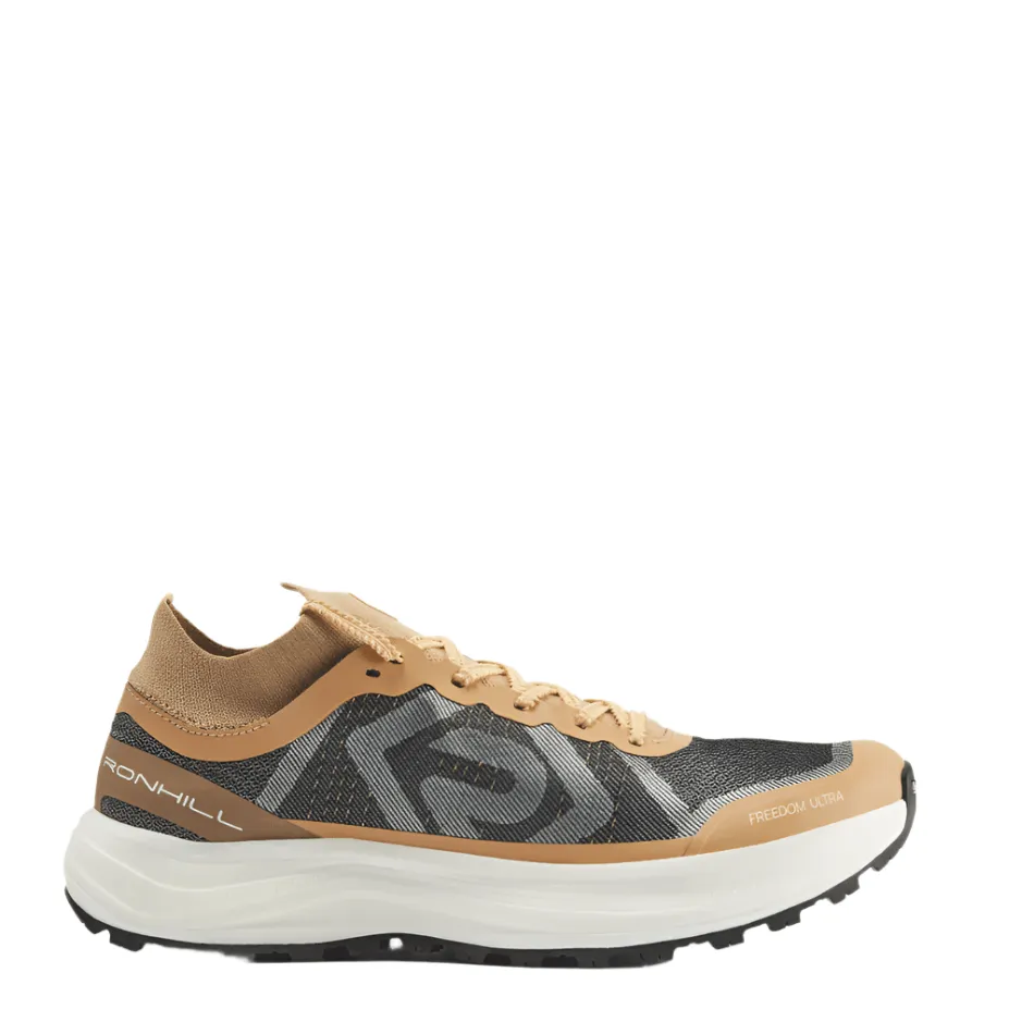 Chaussures de trail Ronhill Freedom Ultra pour hommes en couleur sable SS25