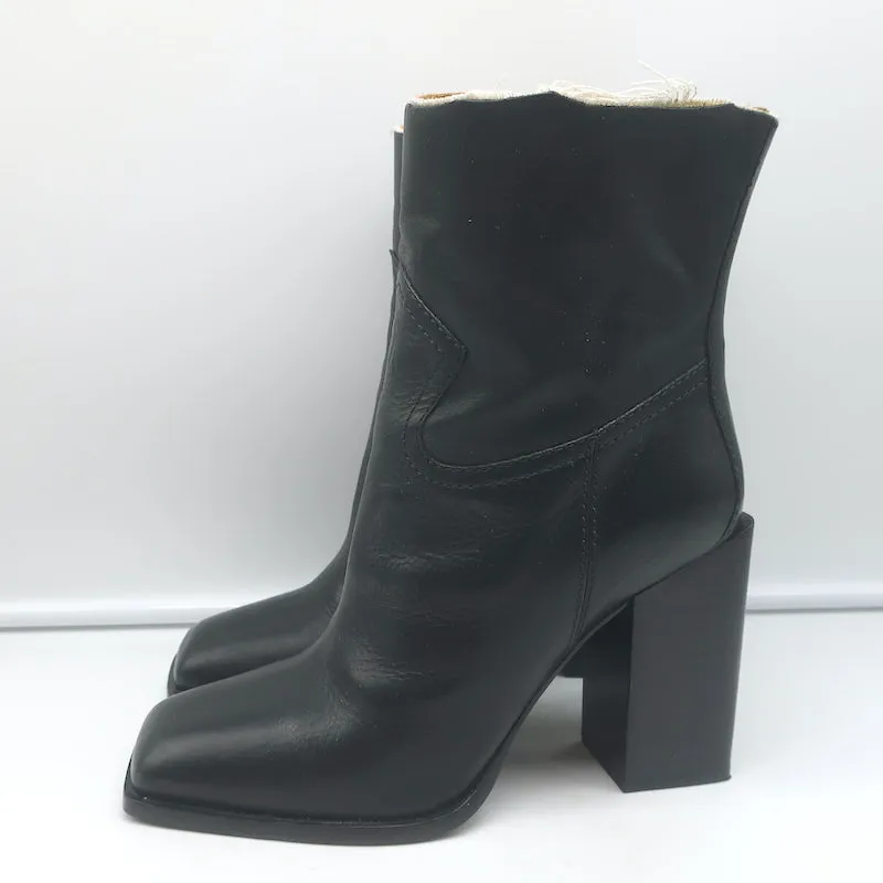 Bottes western cheville coupées Saint Laurent Jodie 105 en cuir noir taille 38.5