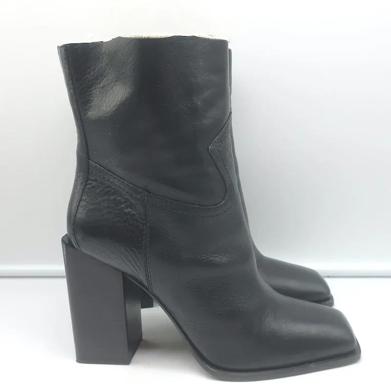 Bottes western cheville coupées Saint Laurent Jodie 105 en cuir noir taille 38.5
