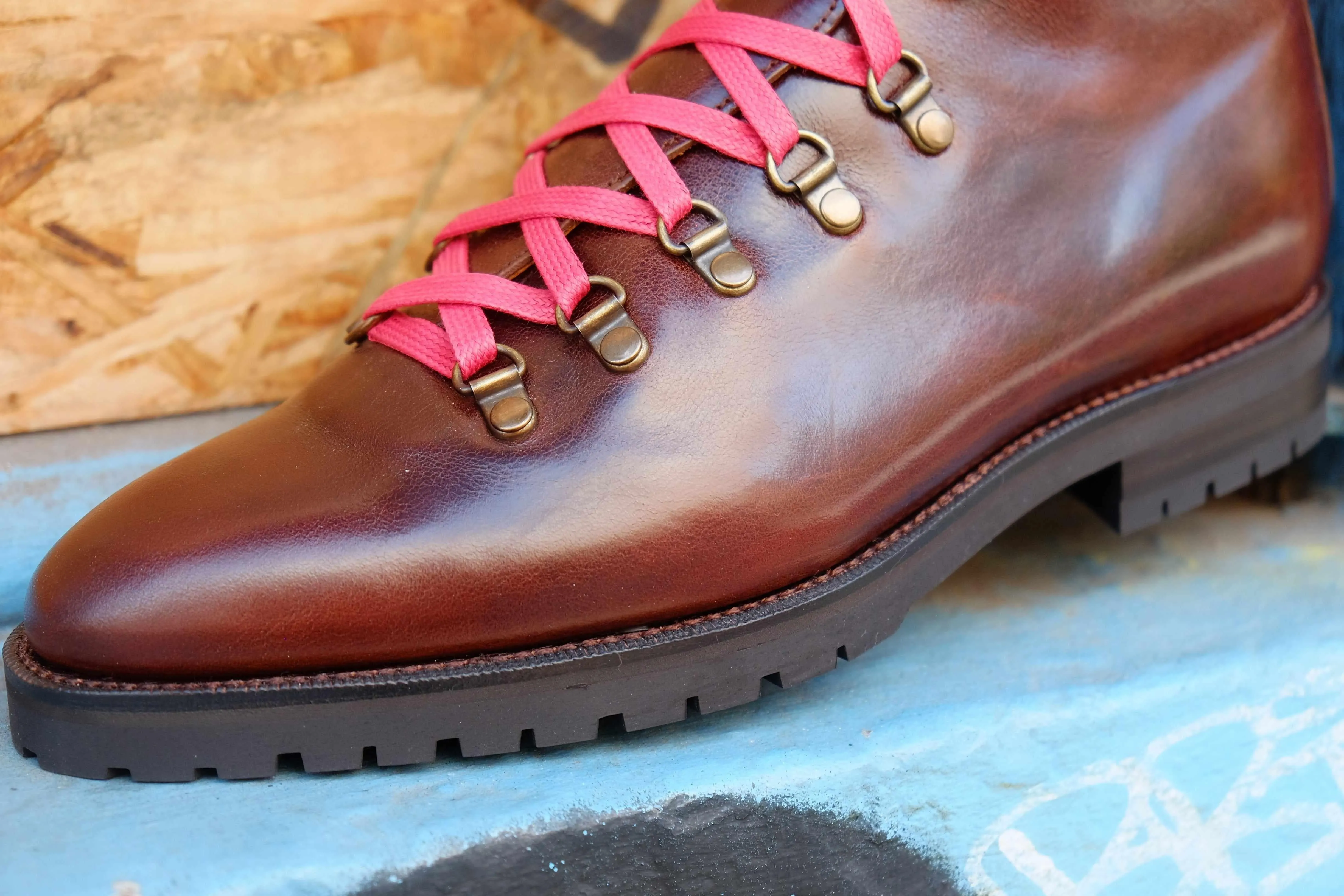 Snoqualmie - Commando Brun Robust