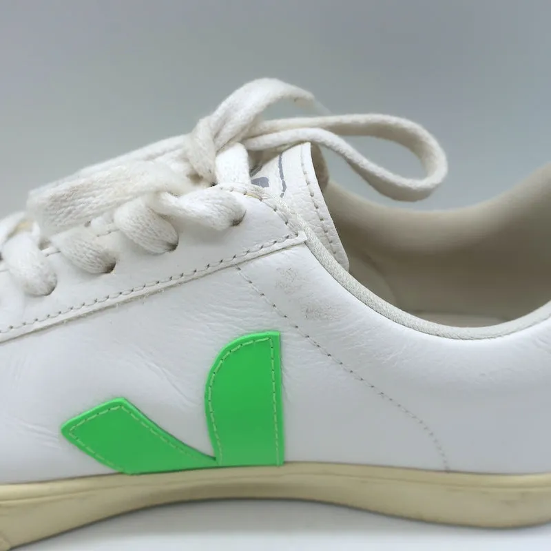 VEJA Esplar Logo Sneakers Basses en Cuir Blanc et Vert Absinthe Taille 38