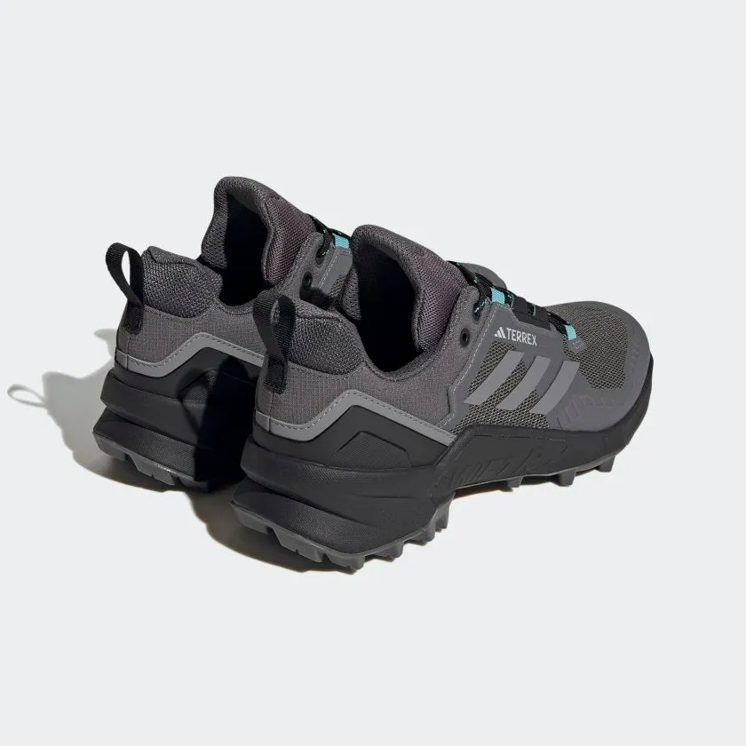Chaussures de randonnée adidas TERREX Swift R3 pour femmes - Chaussures Hey Dude